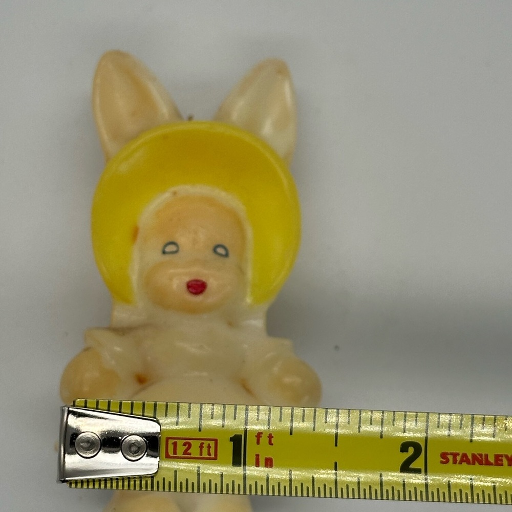 Vintage Gurley Bunny Figurine with Yellow Hat🐣🐥 - Picture 8 of 8